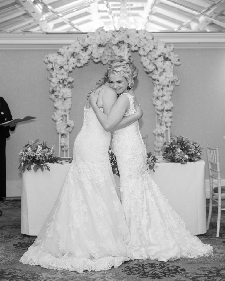 Newgrange Hotel LBTQ+